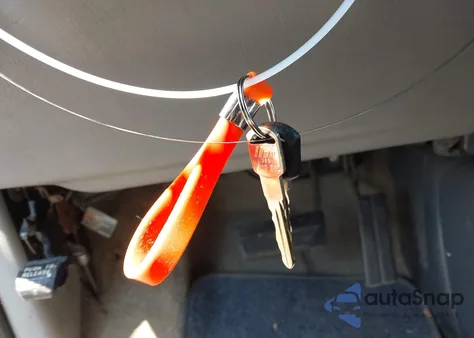 1997 Chevrolet Venture из США, поврежденный, VIN 1GNDX06E5VD152072